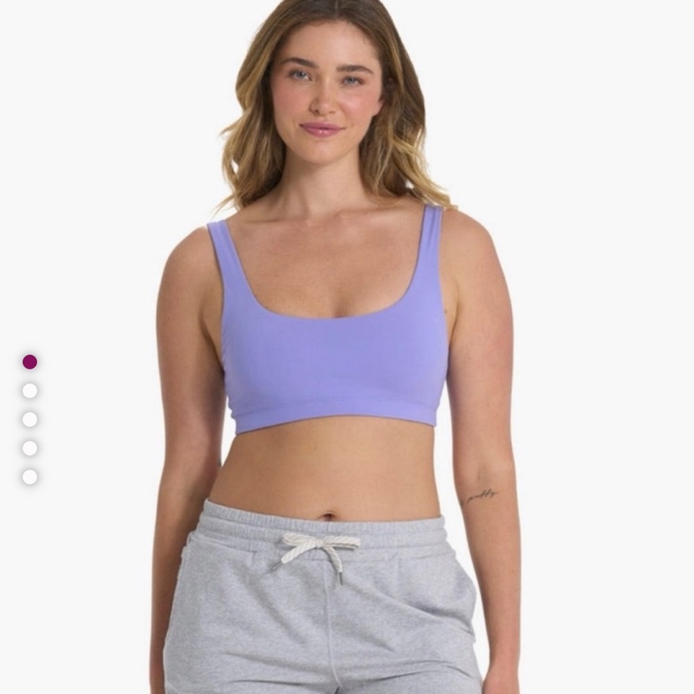 Vuori daily bra ultra violet size xxs